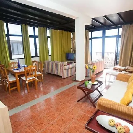 Playa Blanca Sleeps 4 Wifi * Playa Blanca (Lanzarote)