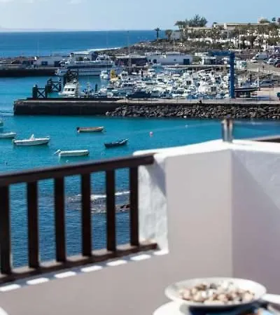 Playa Blanca Sleeps 4 Wifi Villa *