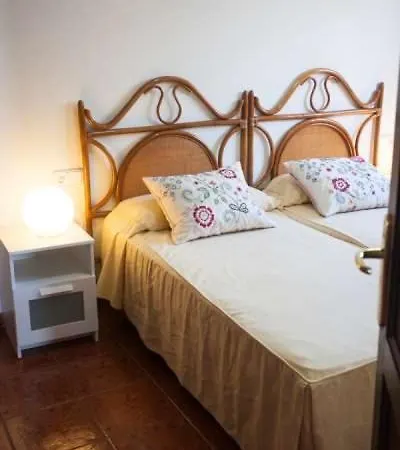 Playa Blanca Sleeps 4 Wifi *