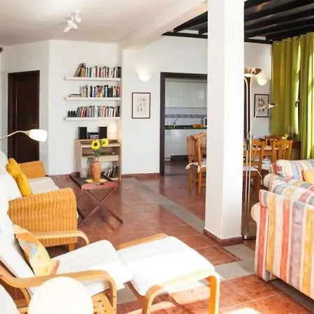 Vila Playa Blanca Sleeps 4 Wifi