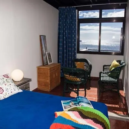 Playa Blanca Sleeps 4 Wifi