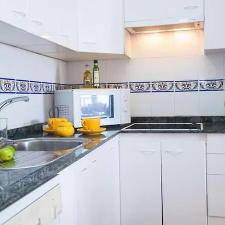 Playa Blanca Sleeps 4 Wifi Vila *